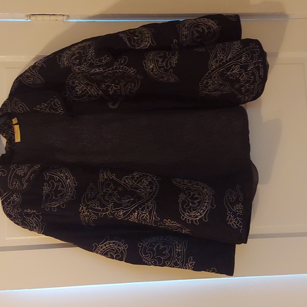 Woman choices Black and White 1X jacket